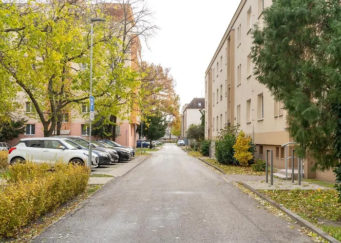 Sunny In Apartamento Trnava